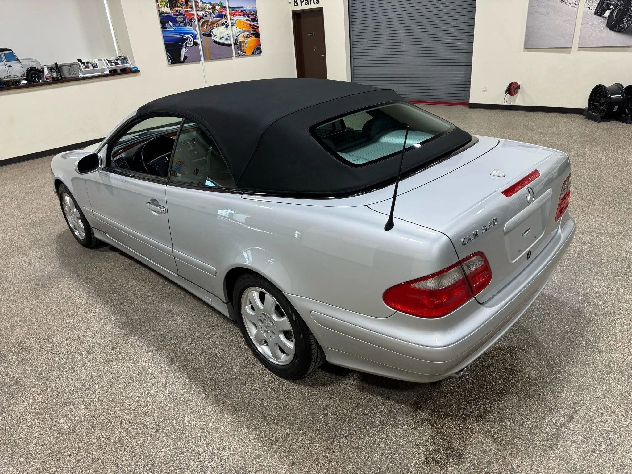 Used 2002 Mercedes-Benz CLK 320 Cabriolet image 17