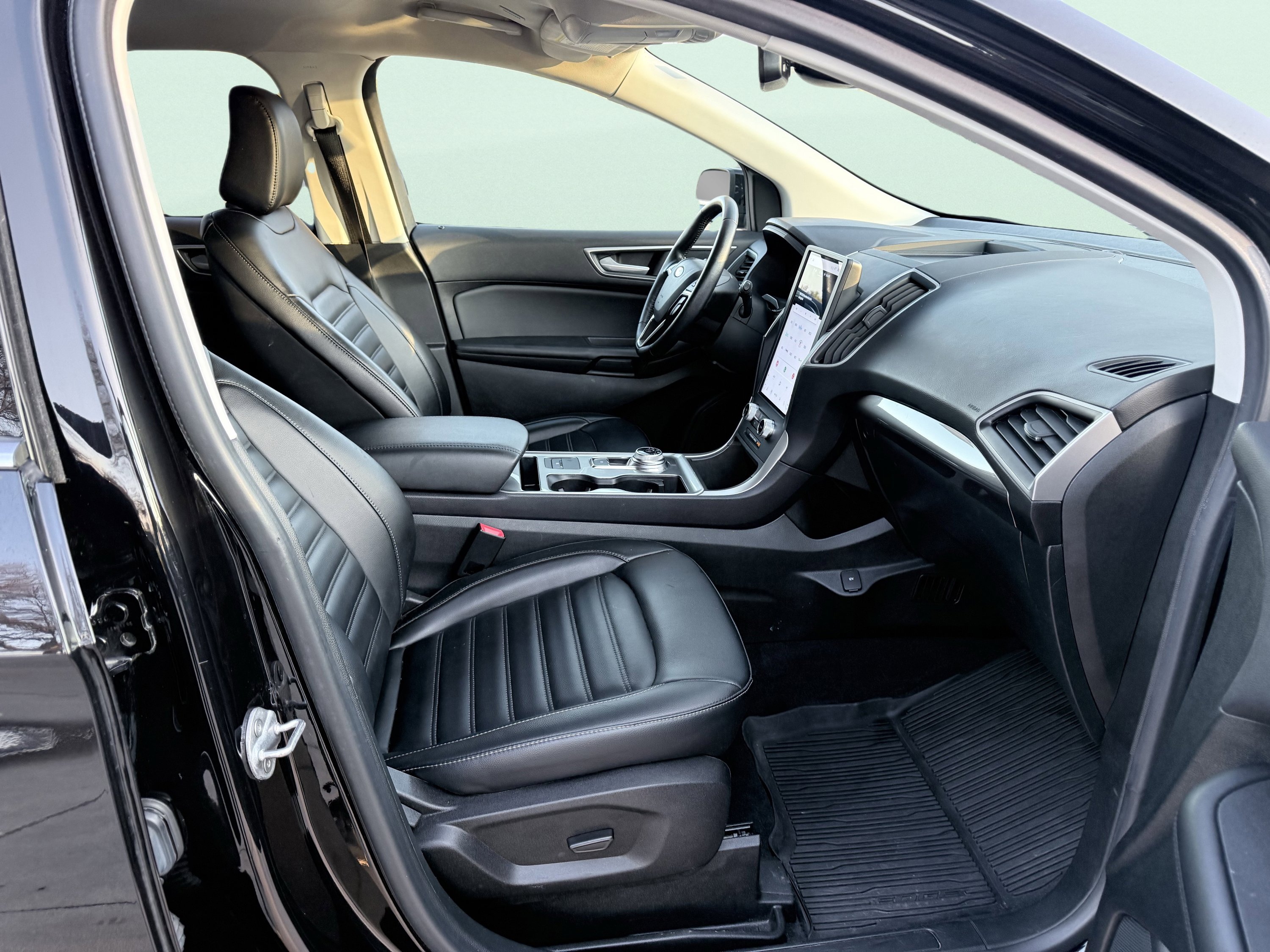 Used 2023 Ford Edge SEL w/ Convenience Package image 47