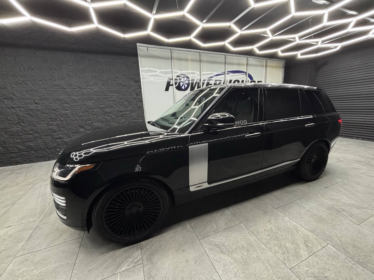 Used 2019 Land Rover Range Rover Long Wheelbase Autobiography AWD/4WD image 6