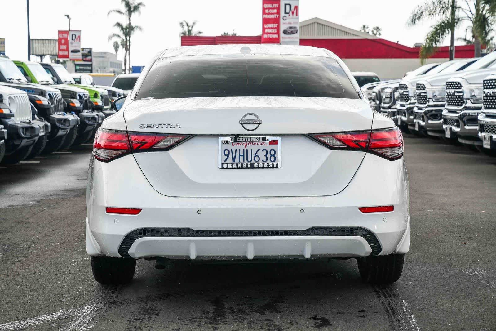 Used 2025 Nissan Sentra SV image 5