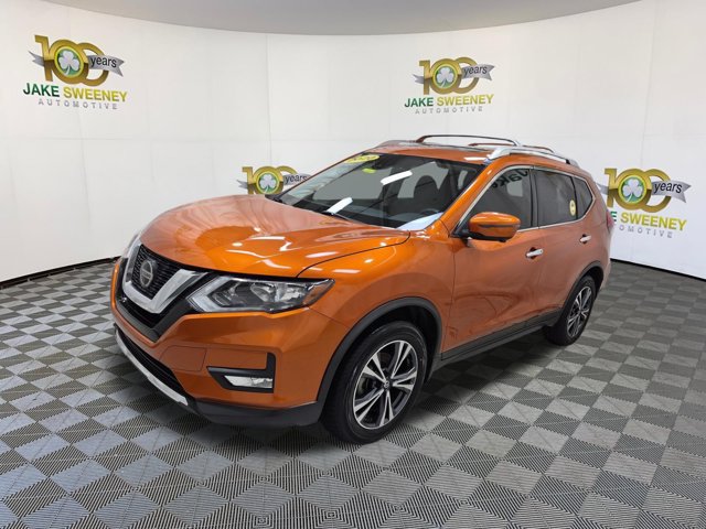 Used 2020 Nissan Rogue SV w/ Sun & Sound Touring Package AWD/4WD image 4