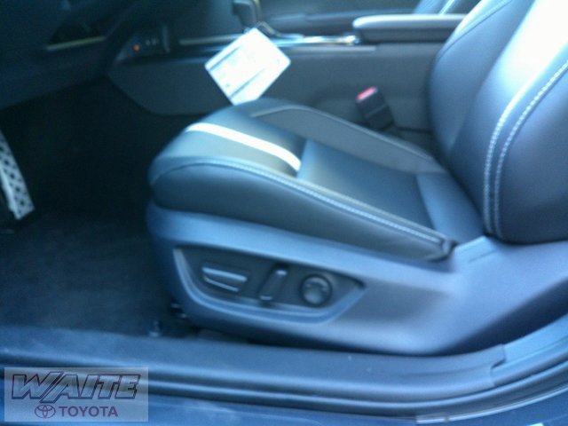 New 2025 Toyota Camry SE image 23