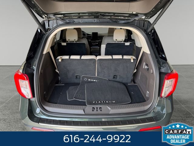 Used 2024 Ford Explorer Platinum w/ Technology Package AWD/4WD image 13