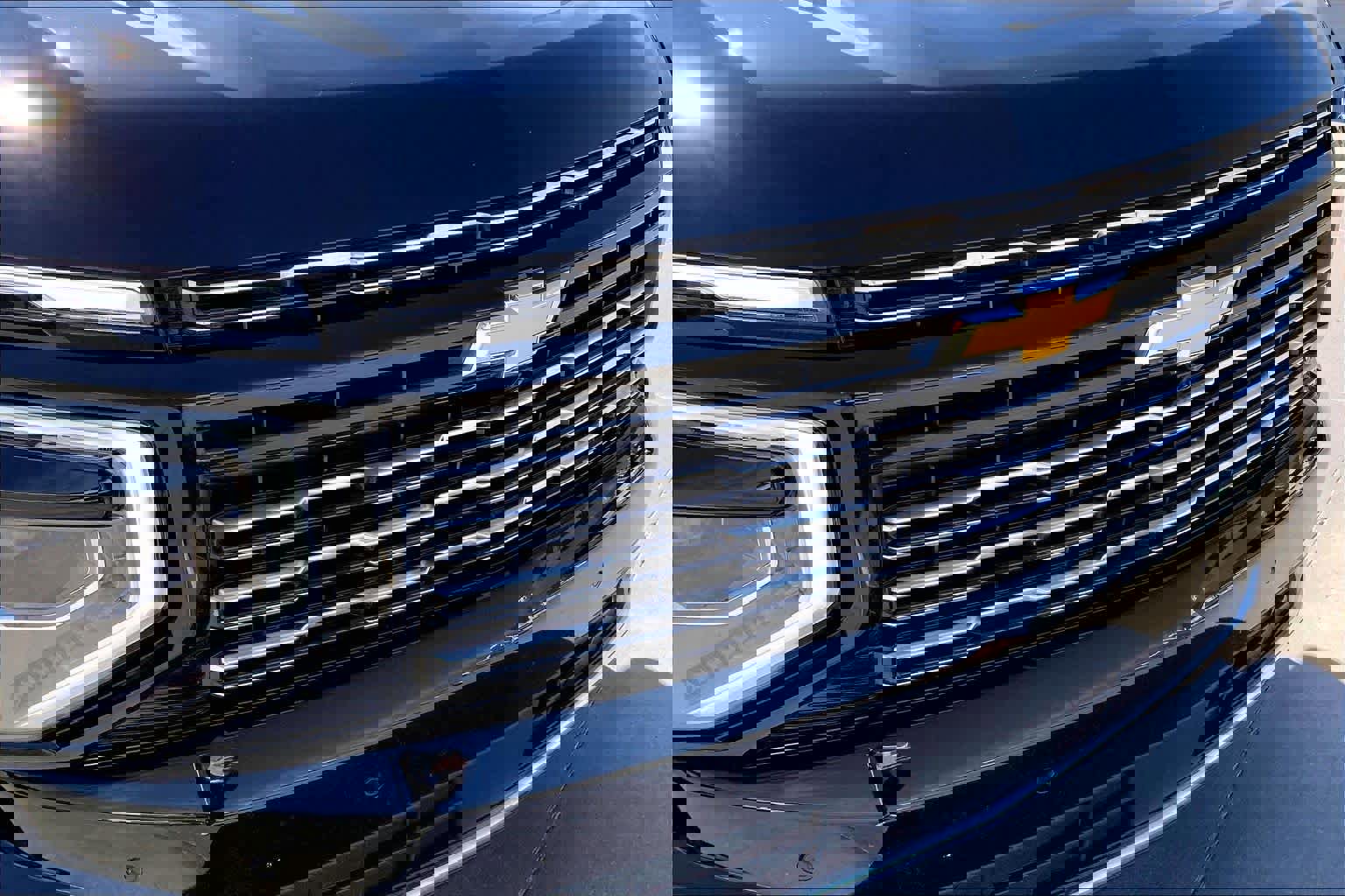 Used 2025 Chevrolet Tahoe High Country w/ Sun And Tow Package image 28