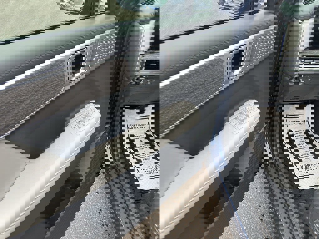 New 2026 Hyundai Santa Fe Limited image 16