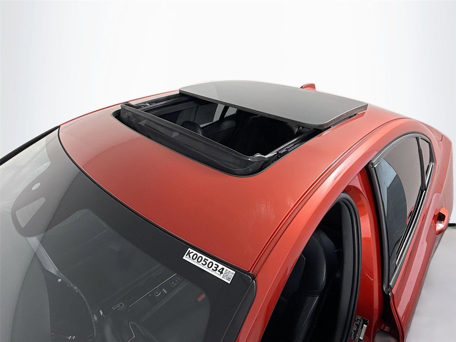 Used 2019 Volvo S60 T5 Momentum w/ Premium Package image 17