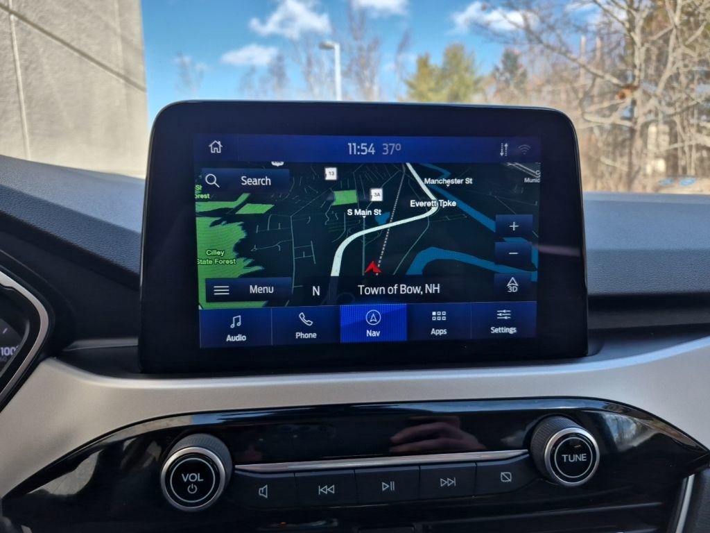 Used 2020 Ford Escape SE image 25