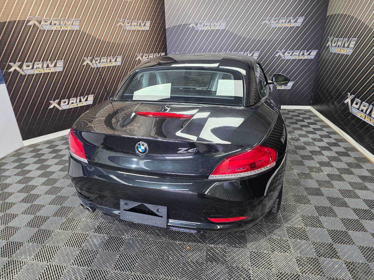 Used 2016 BMW Z4 sDrive28i image 16