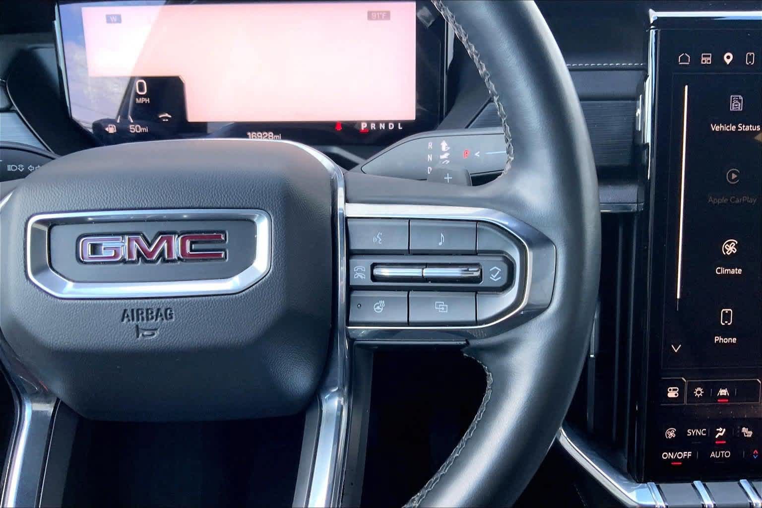 Used 2024 GMC Acadia Elevation w/ Luxury Package FWD image 25