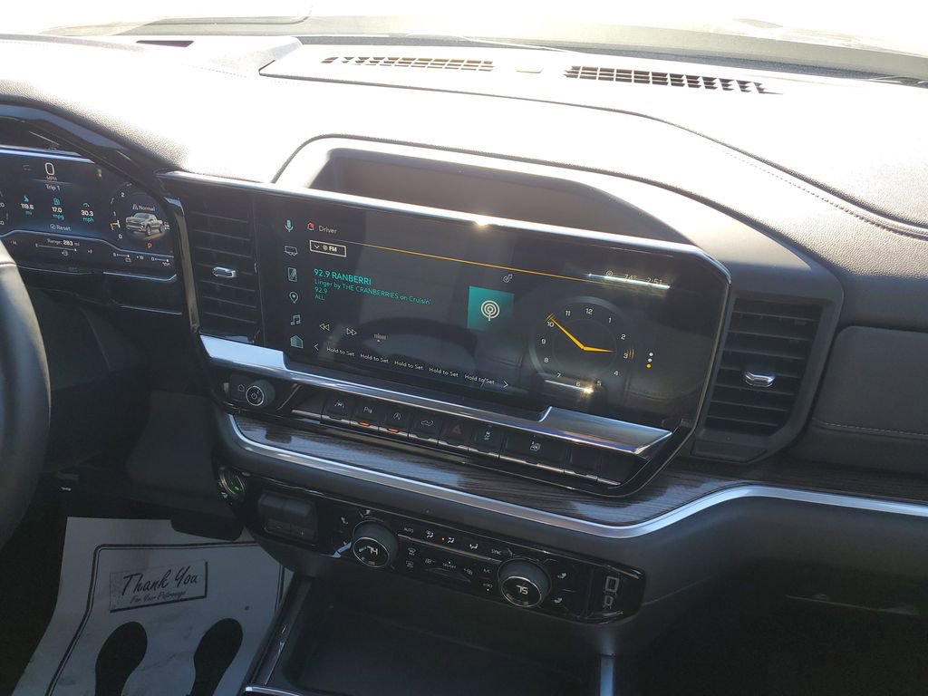Used 2025 Chevrolet Silverado 1500 RST w/ Convenience Package II AWD/4WD image 31