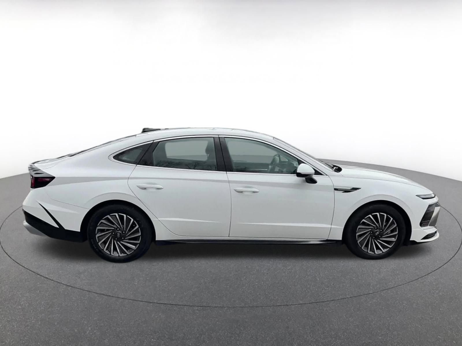 Used 2025 Hyundai Sonata SEL image 16