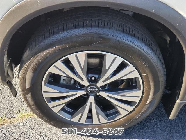 Used 2023 Nissan Rogue SV w/ SV Premium B Package AWD/4WD image 16