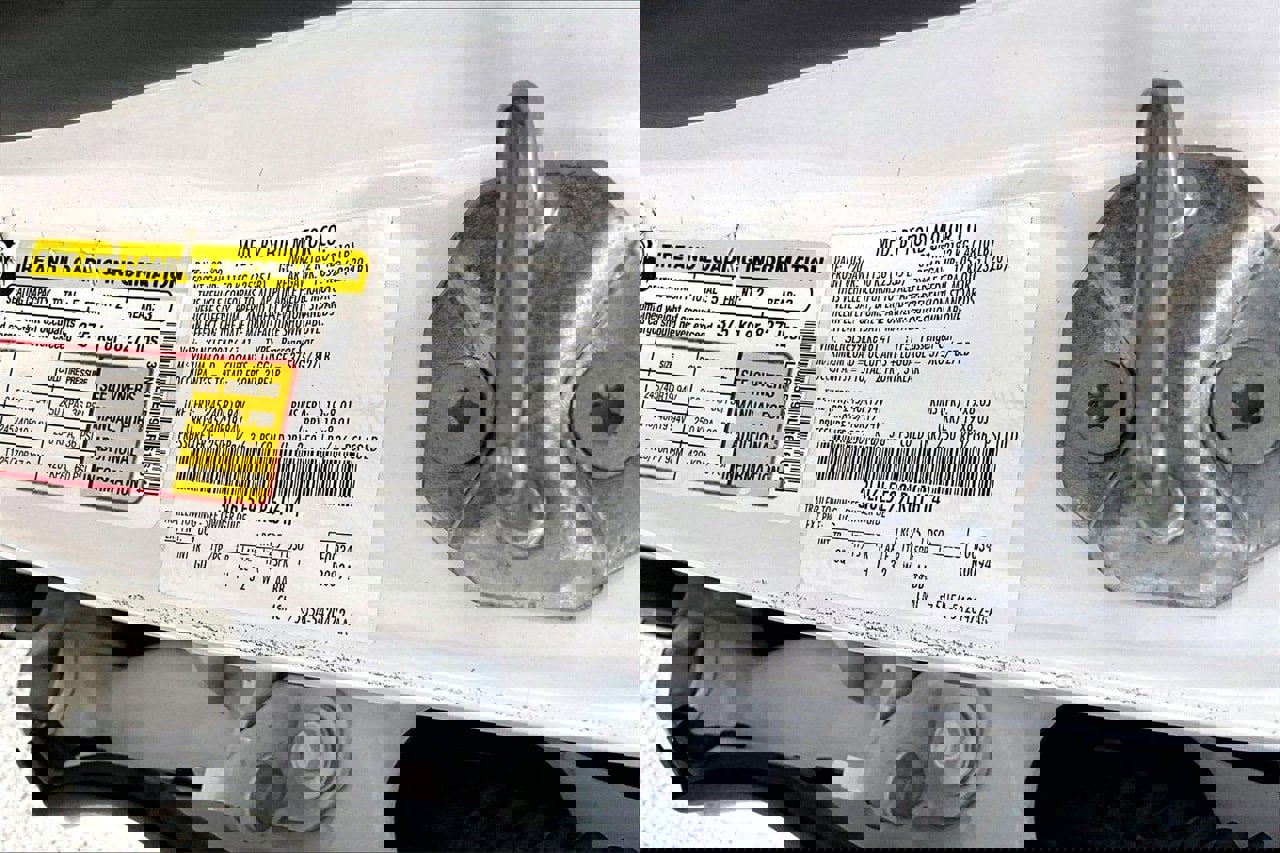 Used 2020 Lincoln MKZ Reserve w/ Monochromatic Package image 8