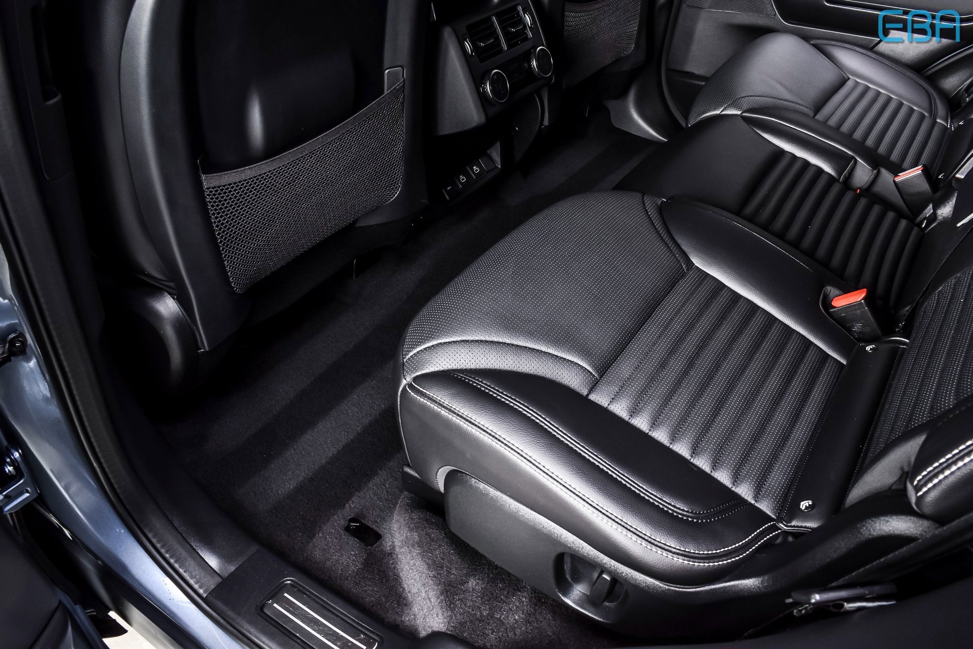 Used 2023 Land Rover Discovery S R-Dynamic image 20