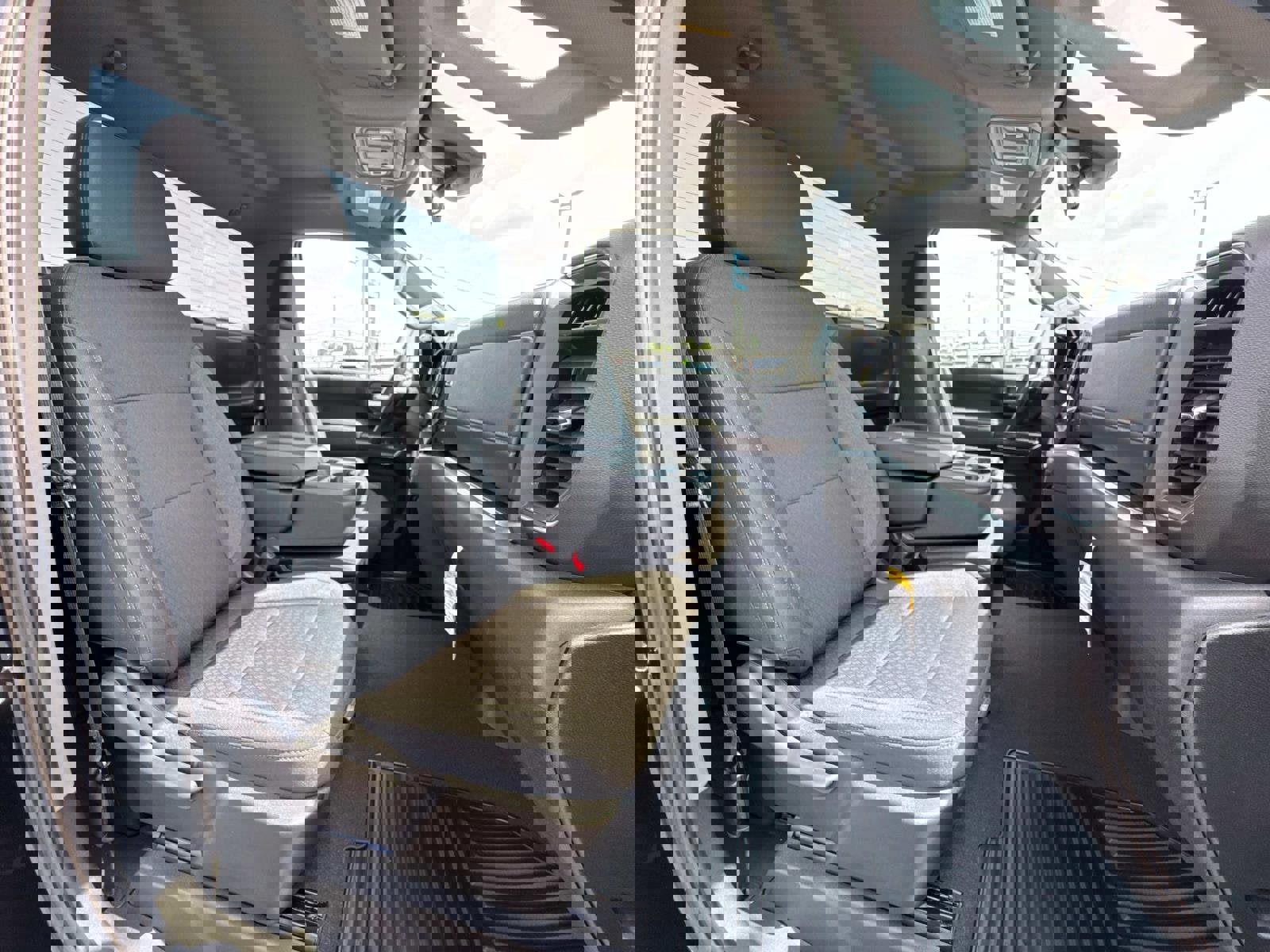 New 2025 Chevrolet Silverado 3500 LT image 4