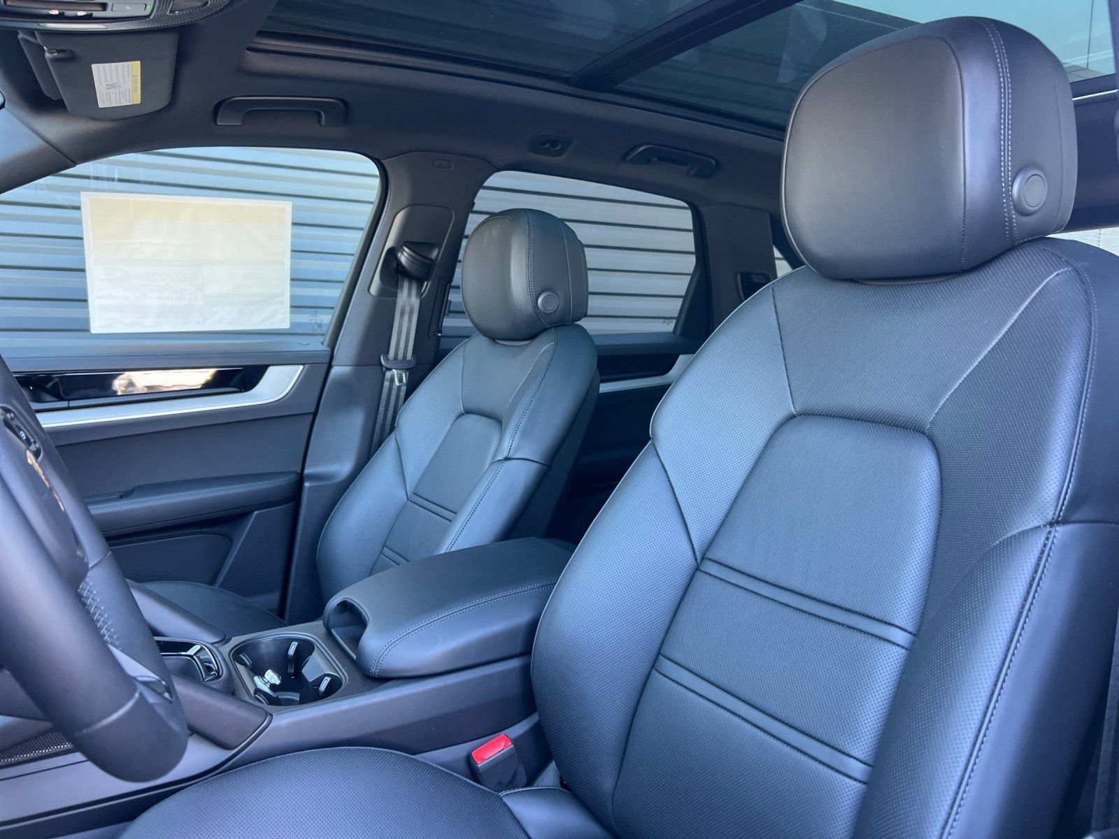 New 2025 Porsche Cayenne S AWD/4WD image 5