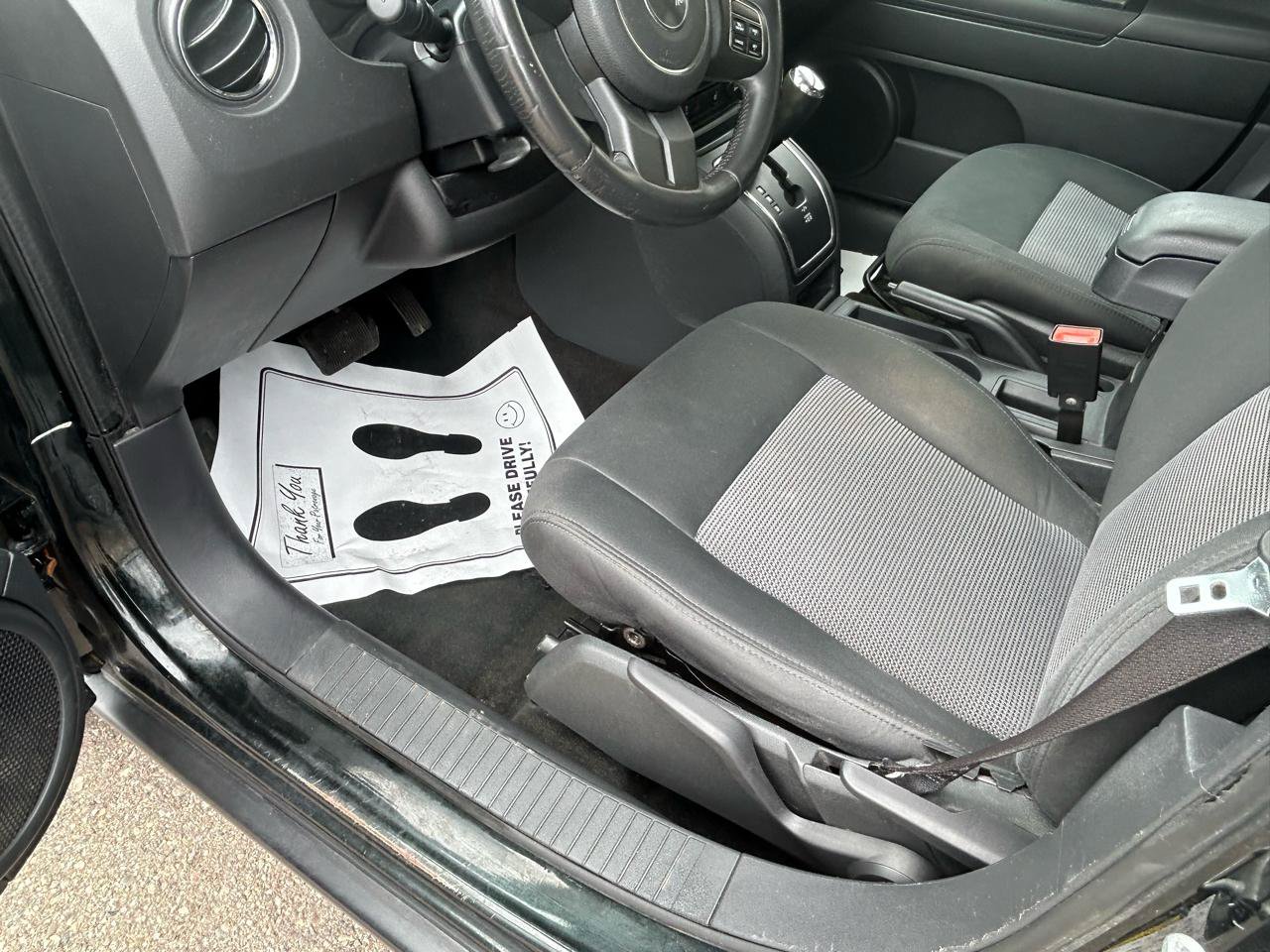 Used 2013 Jeep Compass Latitude w/ Premium Sound Group FWD image 10