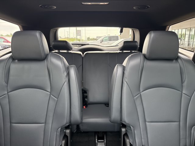 Used 2024 Buick Enclave Essence w/ Experience Buick Package FWD image 21