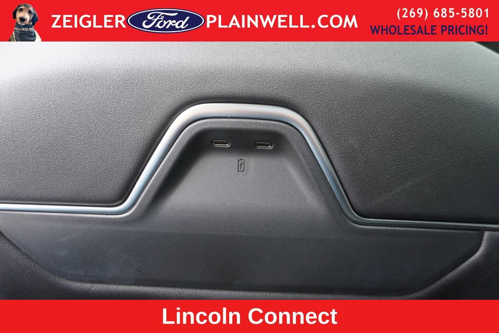 Used 2025 Lincoln Navigator Reserve w/ Jet Appearance Package image 23