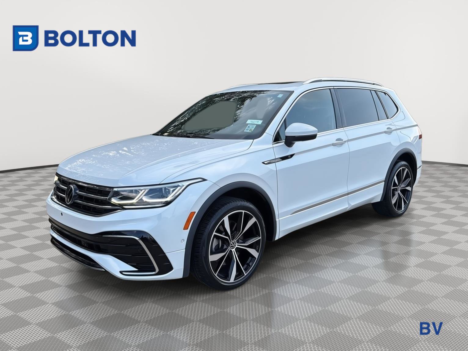 Used 2022 Volkswagen Tiguan SEL R-Line