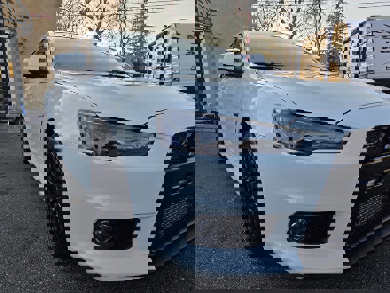 Used 2011 Mitsubishi Lancer Evolution GSR image 12