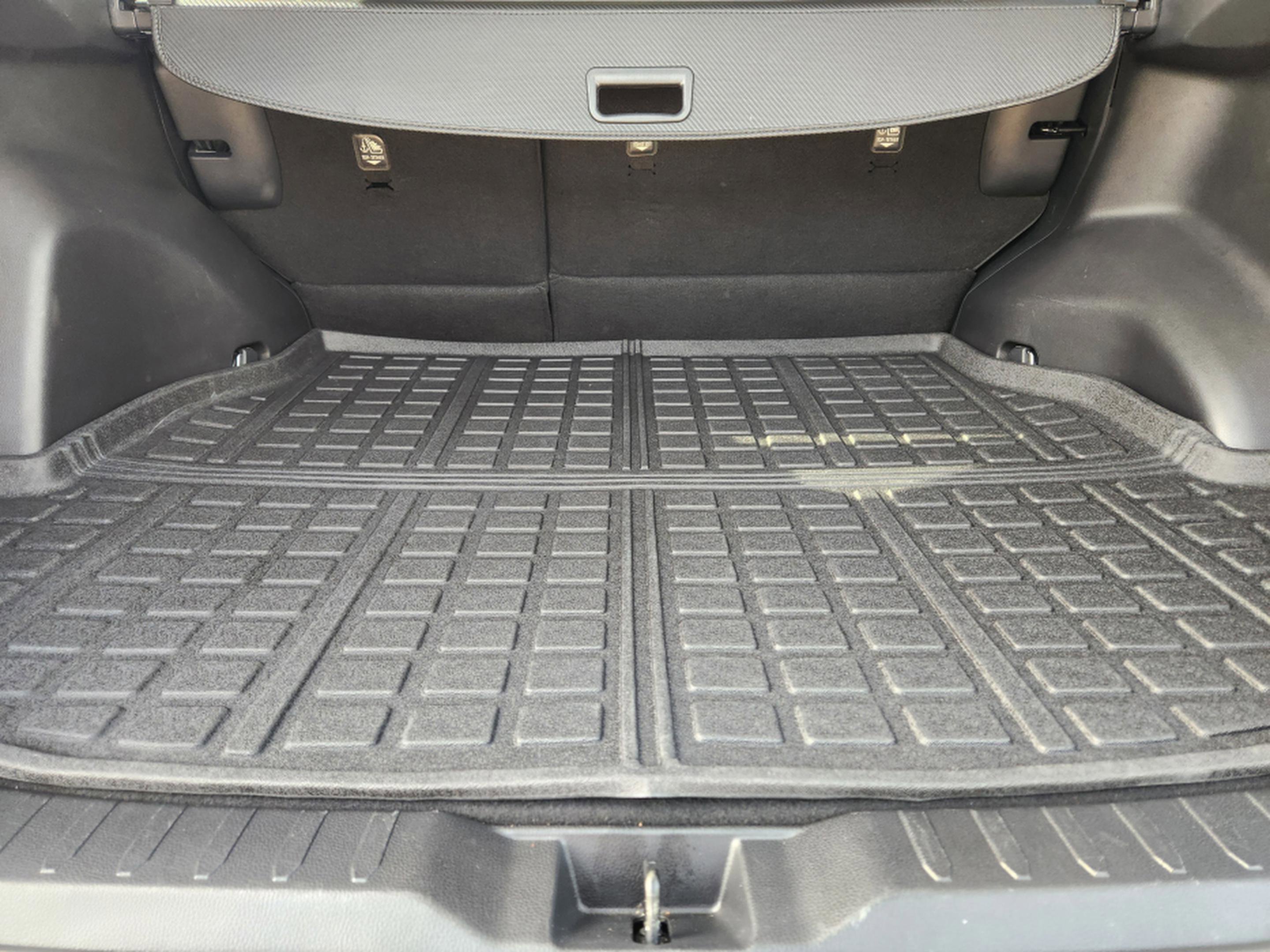 Used 2022 Toyota RAV4 XLE AWD/4WD image 31