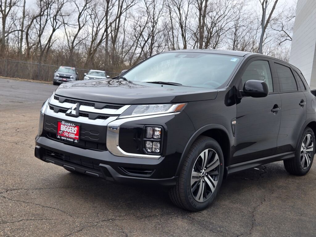 Used 2026 Mitsubishi Outlander Sport ES AWD/4WD image 3