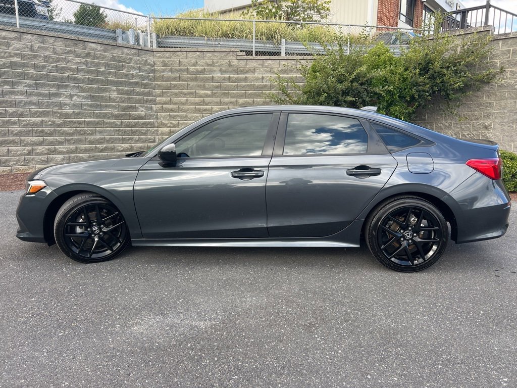 Used 2024 Honda Civic Sport image 28
