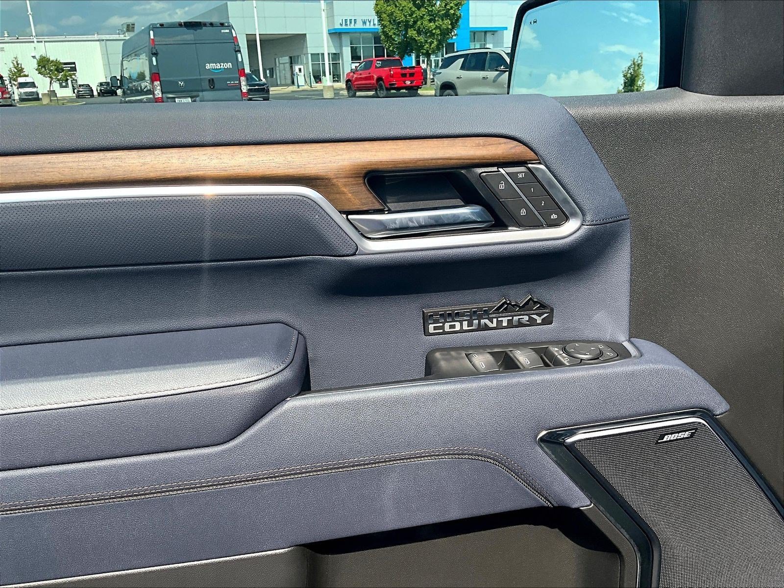 New 2026 Chevrolet Silverado 1500 High Country w/ High Country Premium Package AWD/4WD image 24