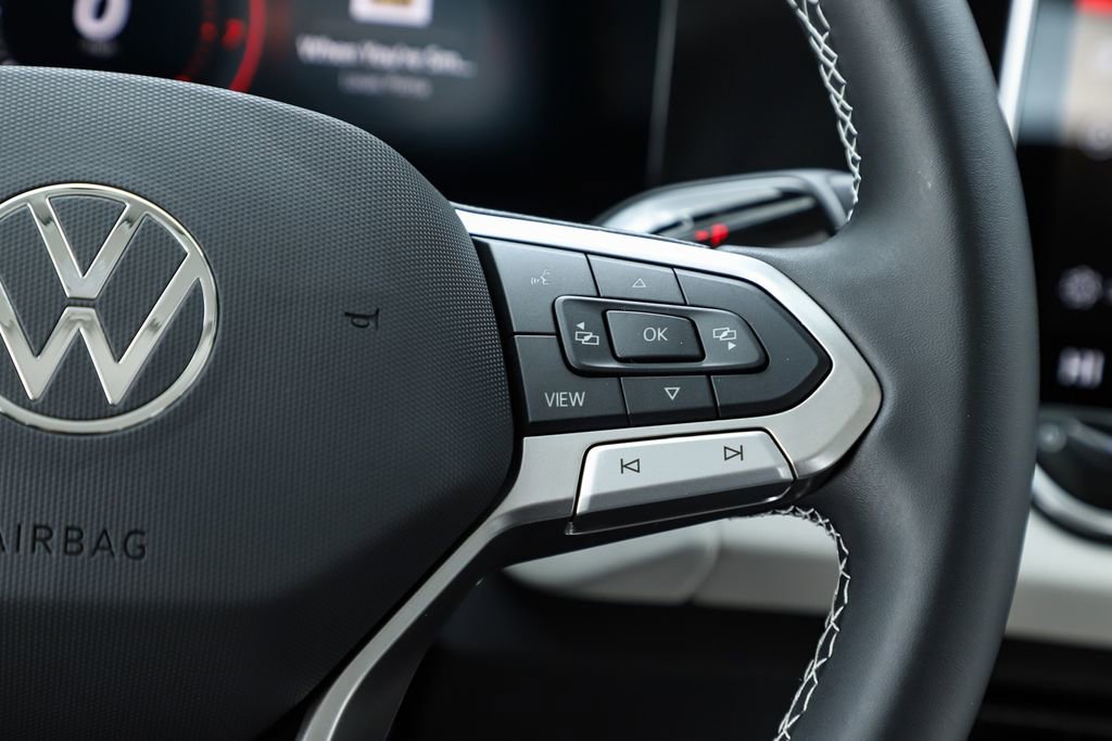 New 2026 Volkswagen Tiguan SE image 22