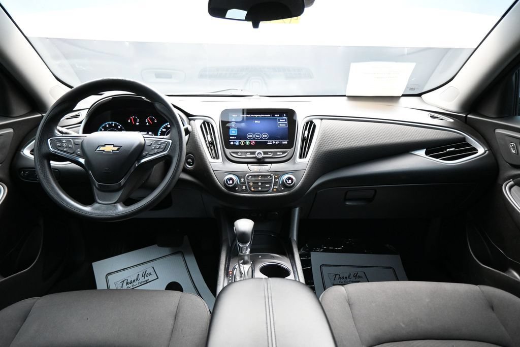 Used 2023 Chevrolet Malibu LT FWD image 14