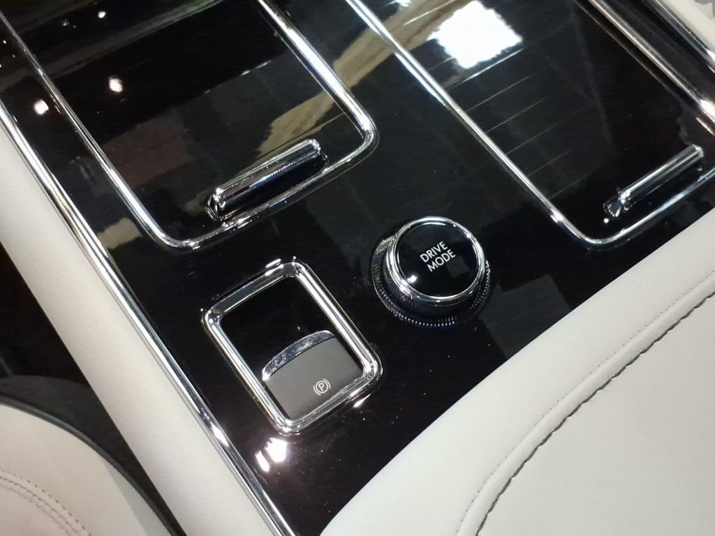 New 2026 Lincoln Aviator Black Label w/ Jet Appearance Package AWD/4WD image 22