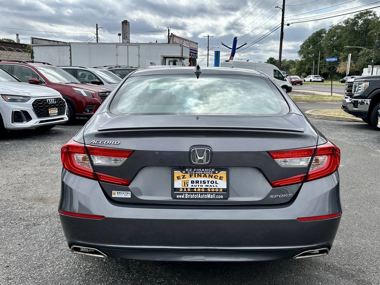 Used 2019 Honda Accord Sport image 5