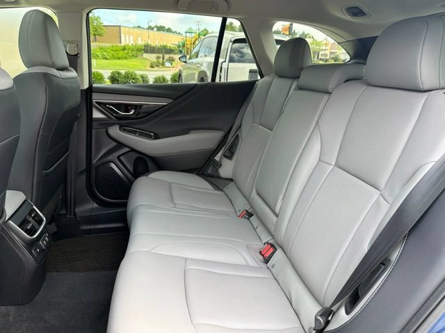 Used 2022 Subaru Outback Limited AWD/4WD image 29