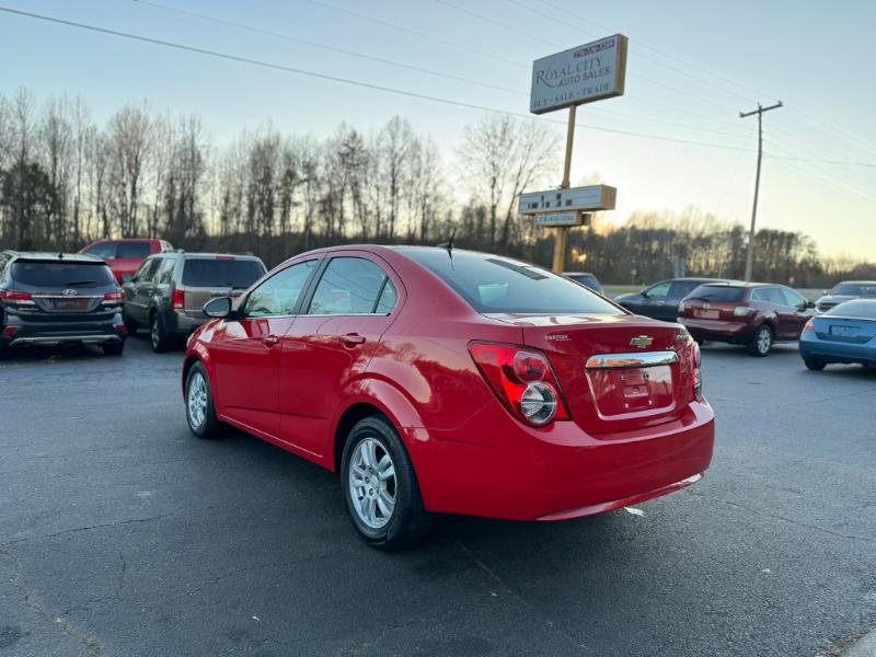 Used 2012 Chevrolet Sonic LT image 7