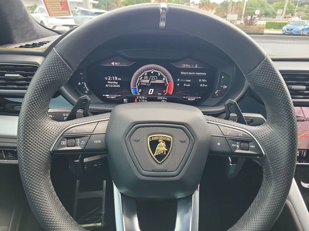 Used 2020 Lamborghini Urus image 29