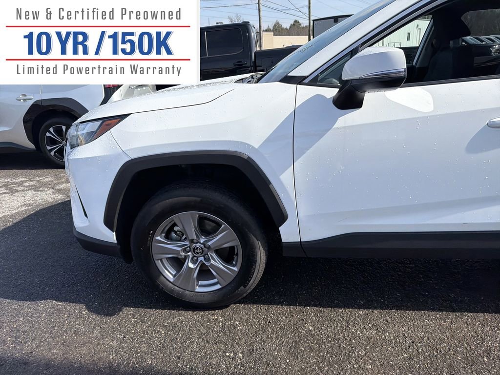 Used 2025 Toyota RAV4 XLE image 11
