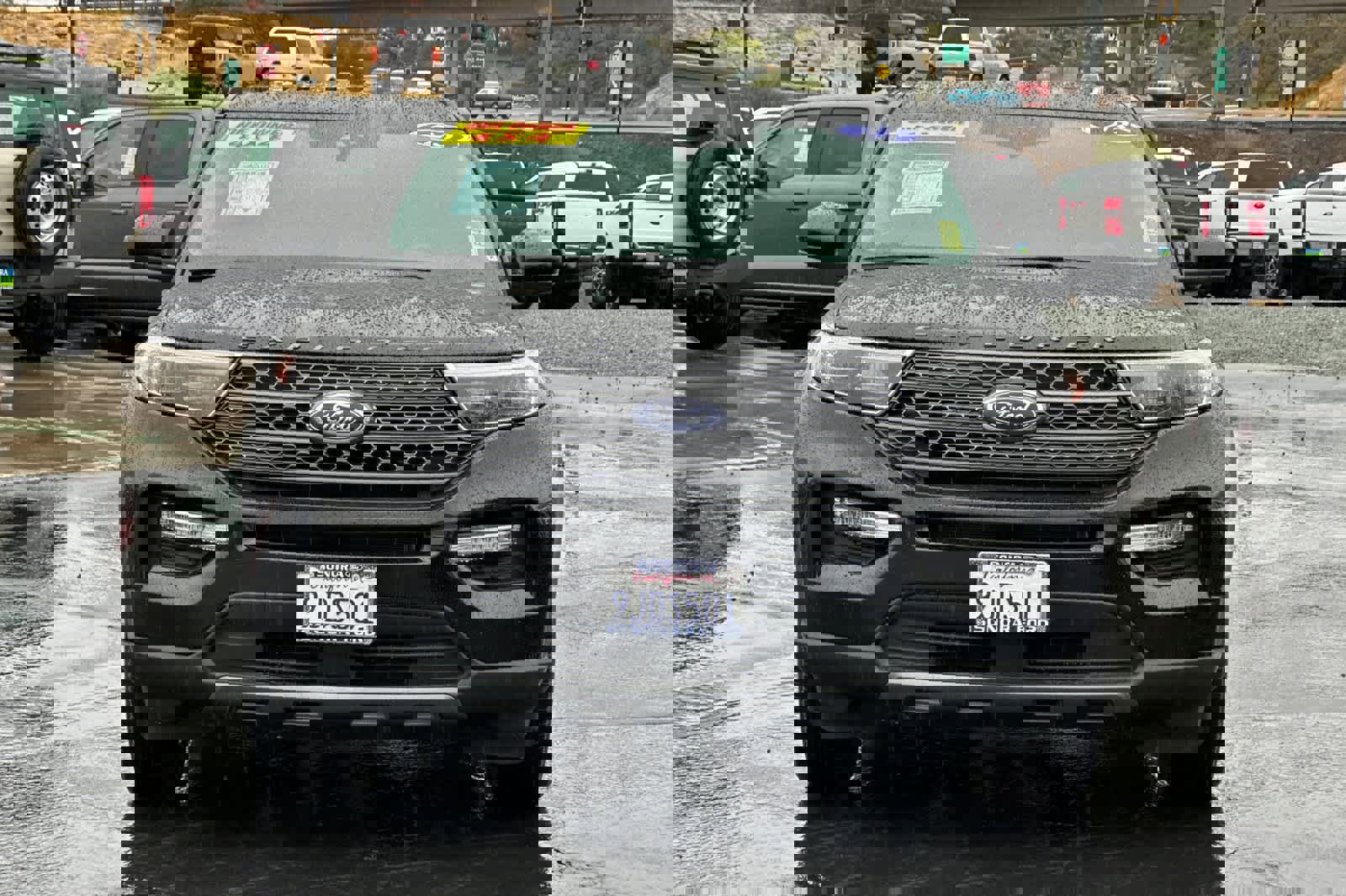 Used 2023 Ford Explorer XLT w/ Equipment Group 202A image 9