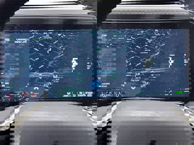 Used 2022 Rivian R1T Adventure image 14