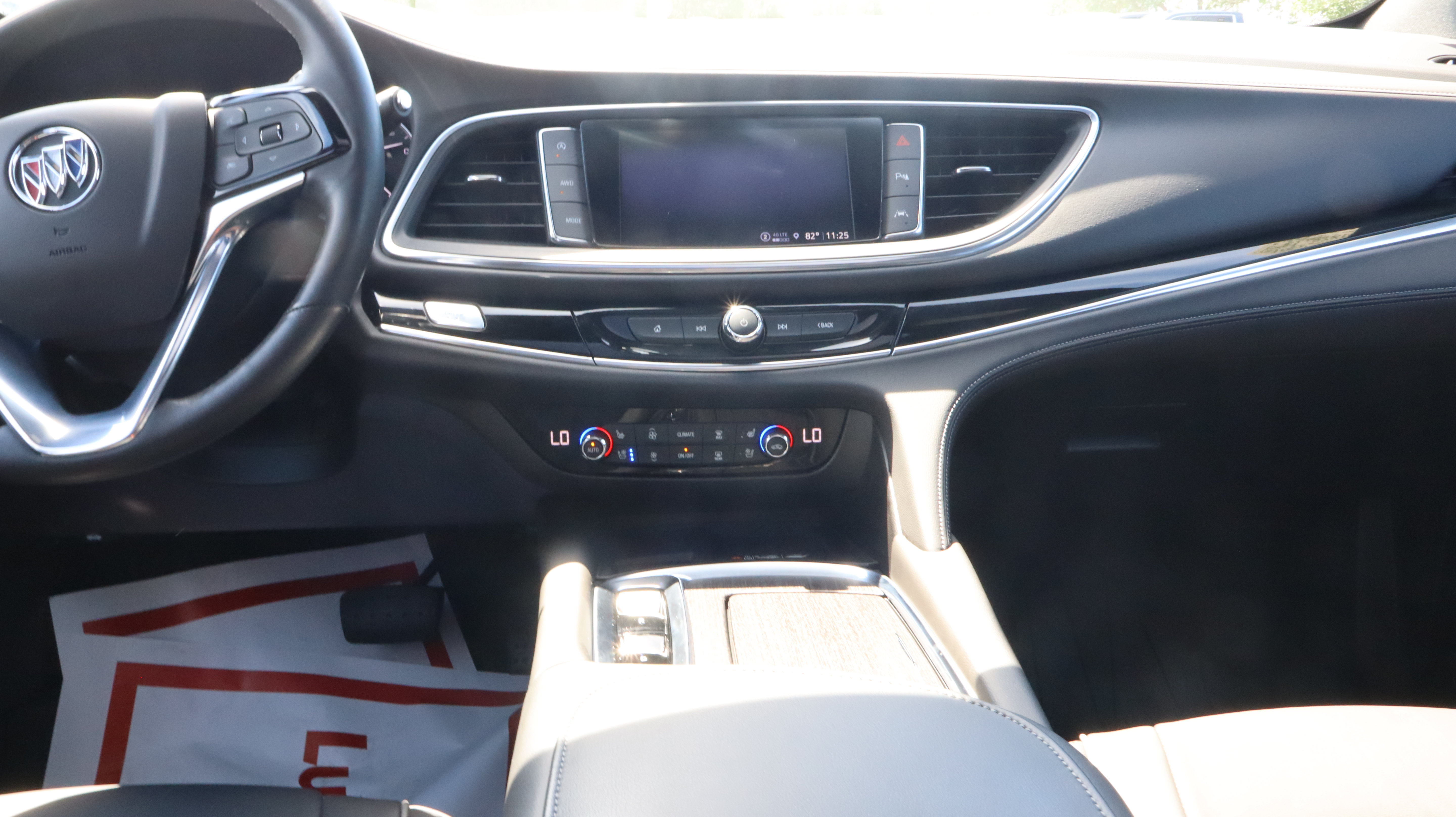 Certified 2024 Buick Enclave Avenir w/ Avenir Technology Package AWD/4WD image 12