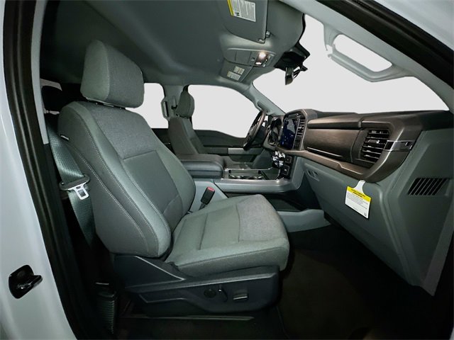 New 2025 Ford F150 XLT w/ Equipment Group 302A MID image 30