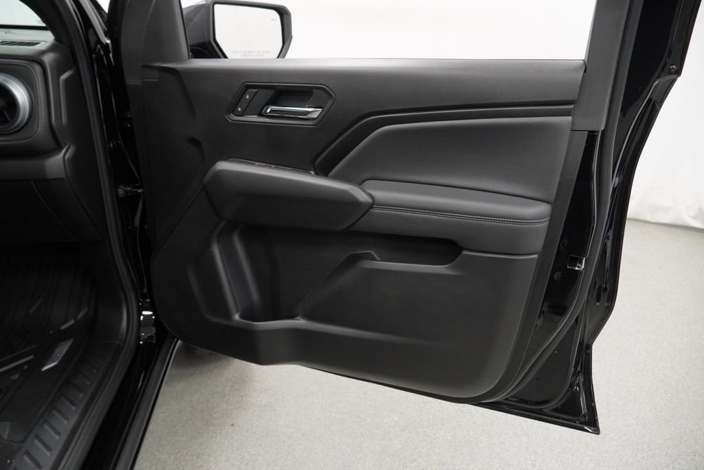 New 2026 Chevrolet Colorado LT w/ LT Convenience Package AWD/4WD image 27