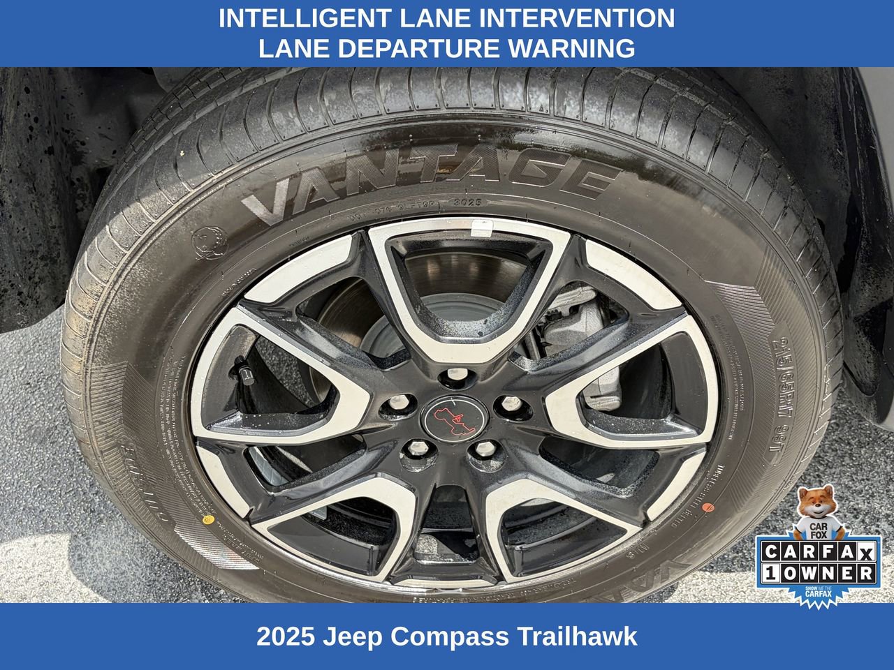 Used 2025 Jeep Compass Trailhawk AWD/4WD image 9