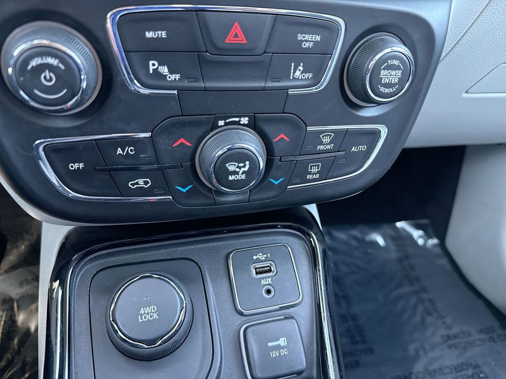 Used 2021 Jeep Compass Limited AWD/4WD image 15