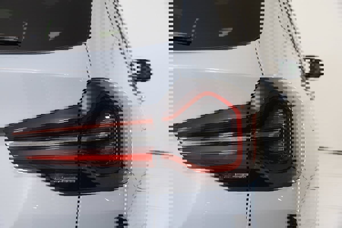 Used 2024 BMW X3 M40i image 64