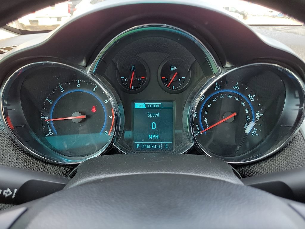 Used 2013 Chevrolet Cruze LT w/ All-Star Edition FWD image 27