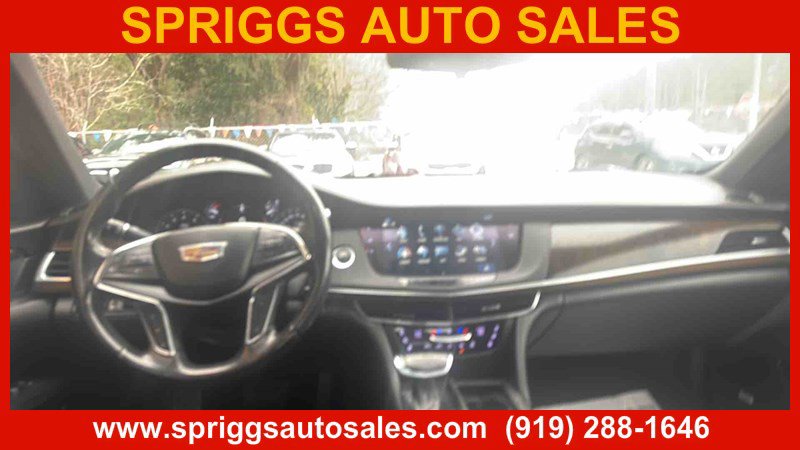 Used 2018 Cadillac CT6 Luxury AWD/4WD image 4