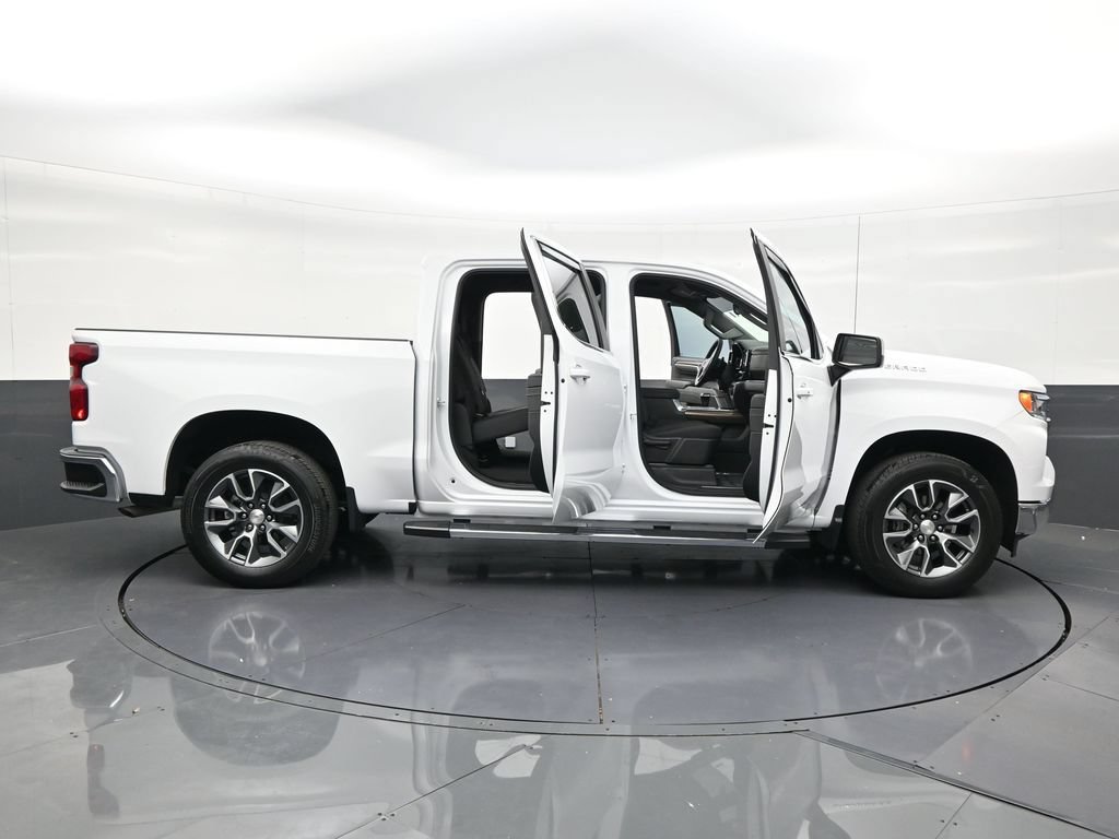 Certified 2026 Chevrolet Silverado 1500 LT RWD image 26