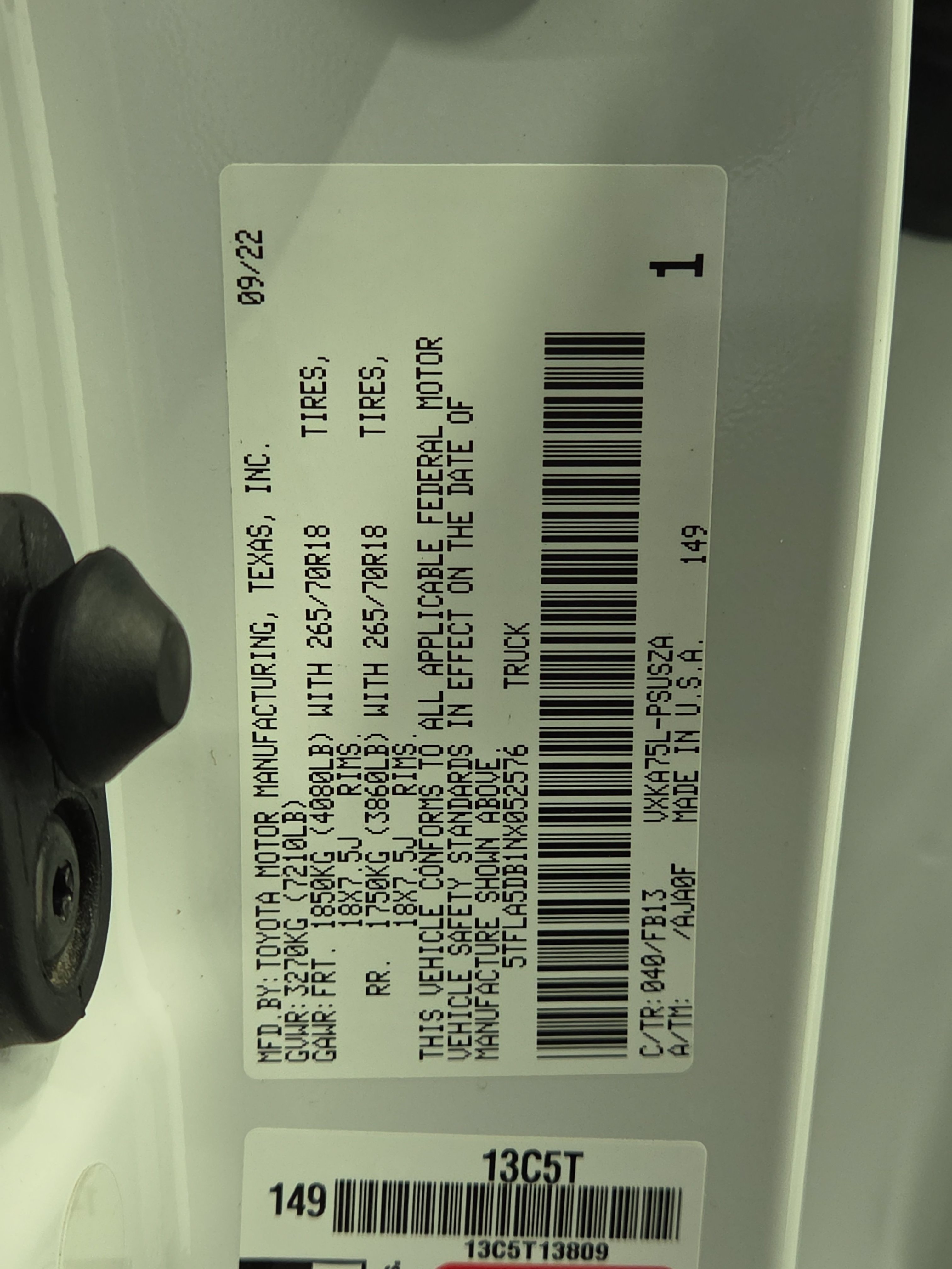 Used 2022 Toyota Tundra SR5 AWD/4WD image 30