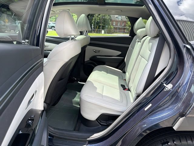 Used 2024 Hyundai Tucson Limited AWD/4WD image 16